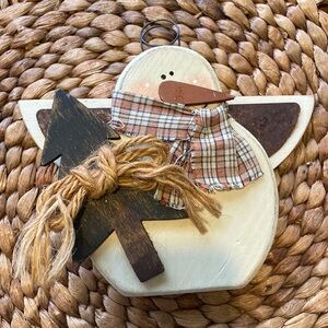 Snowman Rustic/ Primitive/ Folk Art Wood Style Standing Figurine Christmas
